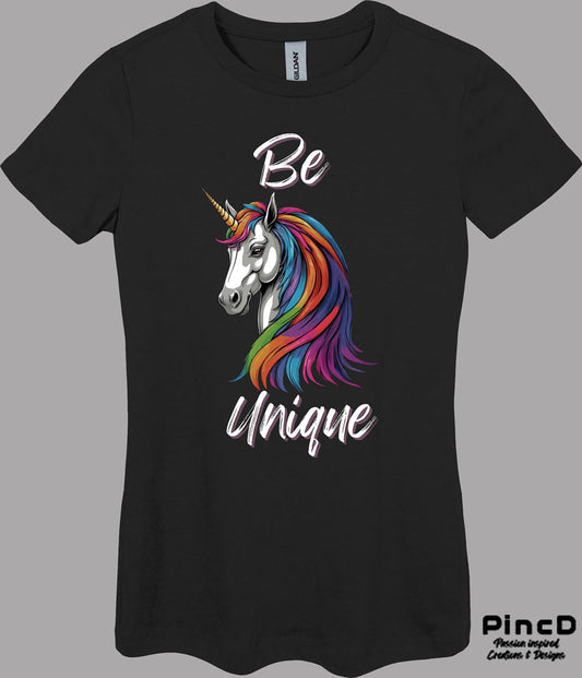 Einhorn T-Shirt Damen mit Spruch „Be Unique“-mit körperbetonten Schnitt