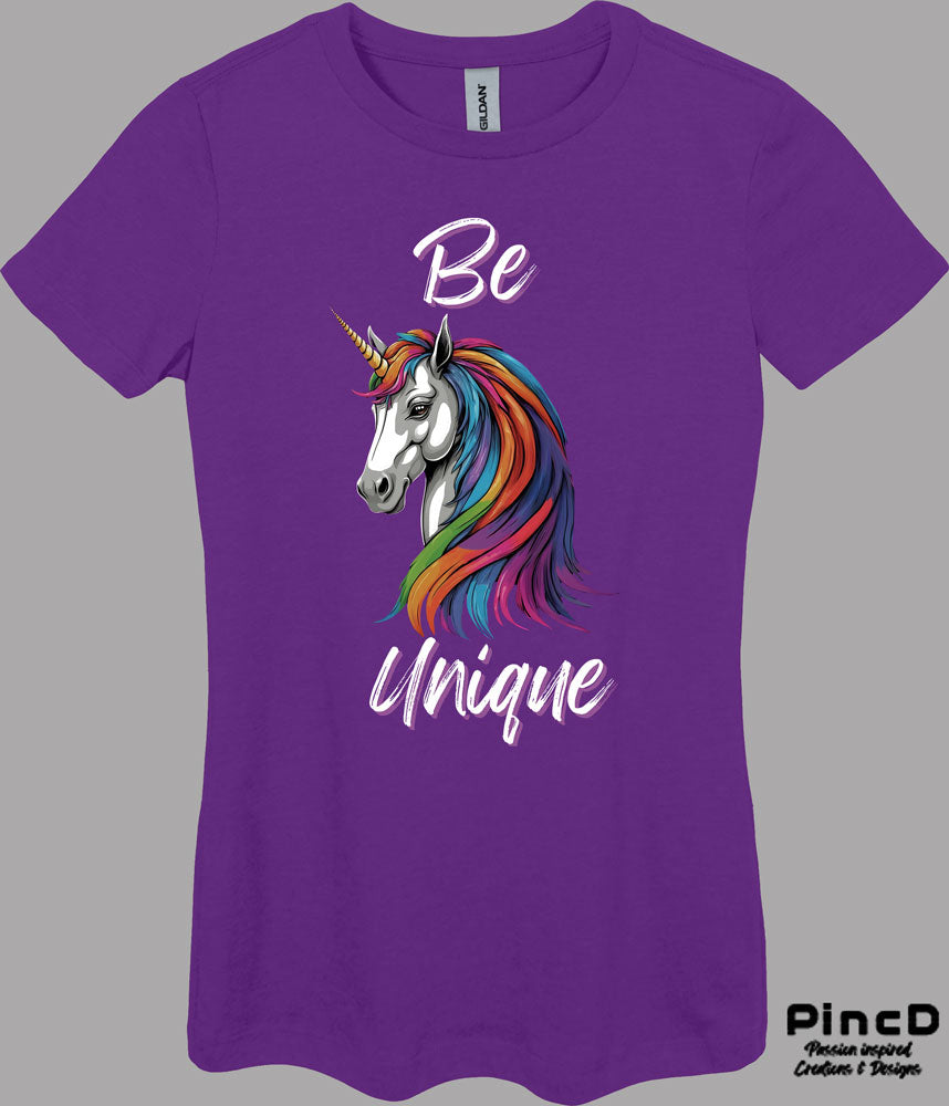 Einhorn T-Shirt Damen mit Spruch „Be Unique“-mit körperbetonten Schnitt